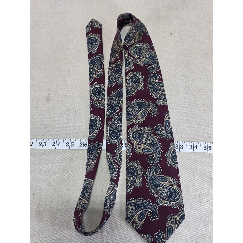 Requirements Mens Paisley Necktie Burgundy Blue Gold Vintage Made in USA 2821